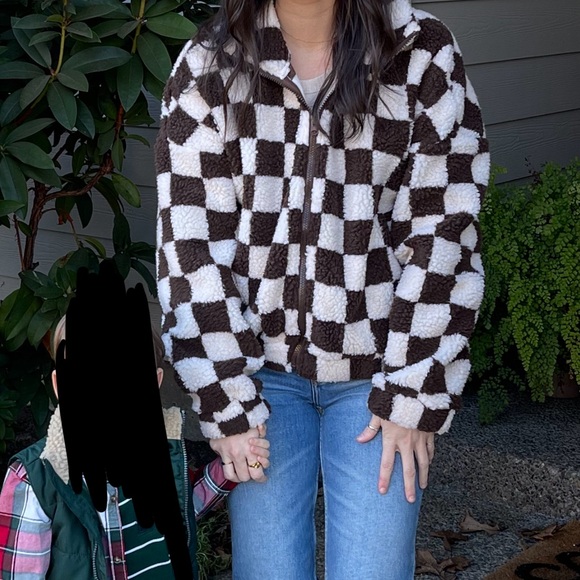 NWOT checker print teddy jacket - Picture 2 of 10